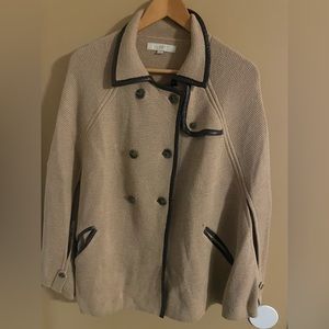 gently used knife khaki cape with faux leather trim